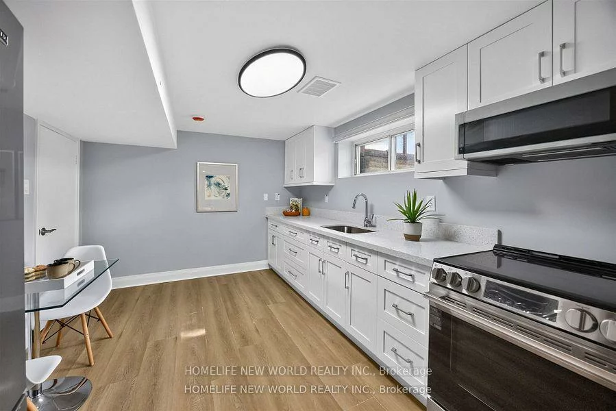 203, Goddard, Bathurst Manor, Toronto
