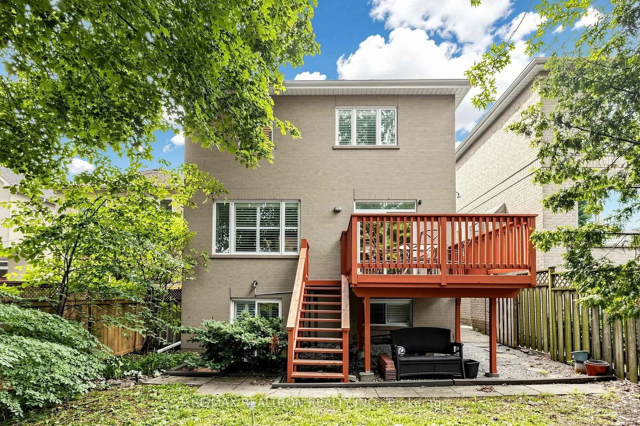352, Deloraine, Bedford Park-Nortown, Toronto