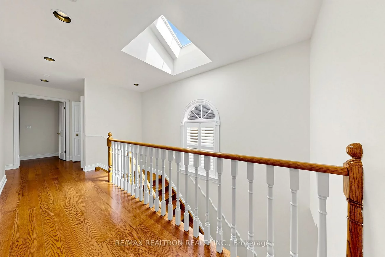 352, Deloraine, Bedford Park-Nortown, Toronto