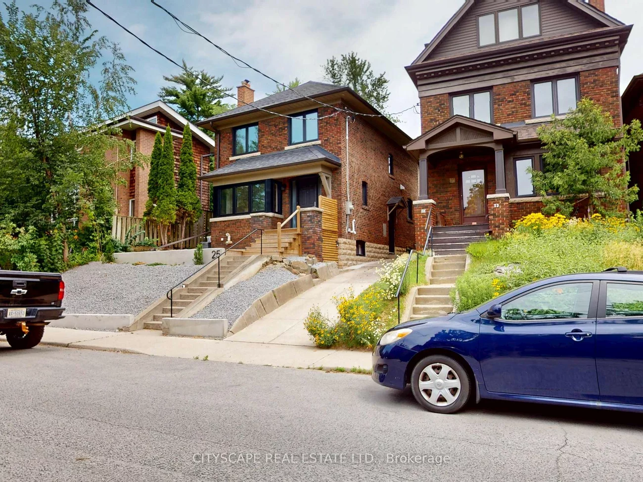 25, Oswald, Mount Pleasant West, Toronto