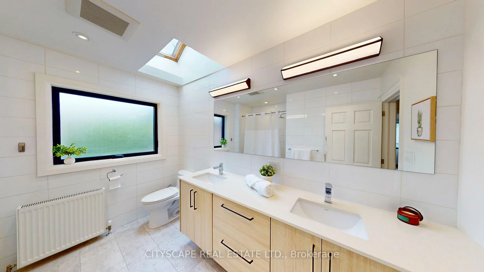 25, Oswald, Mount Pleasant West, Toronto