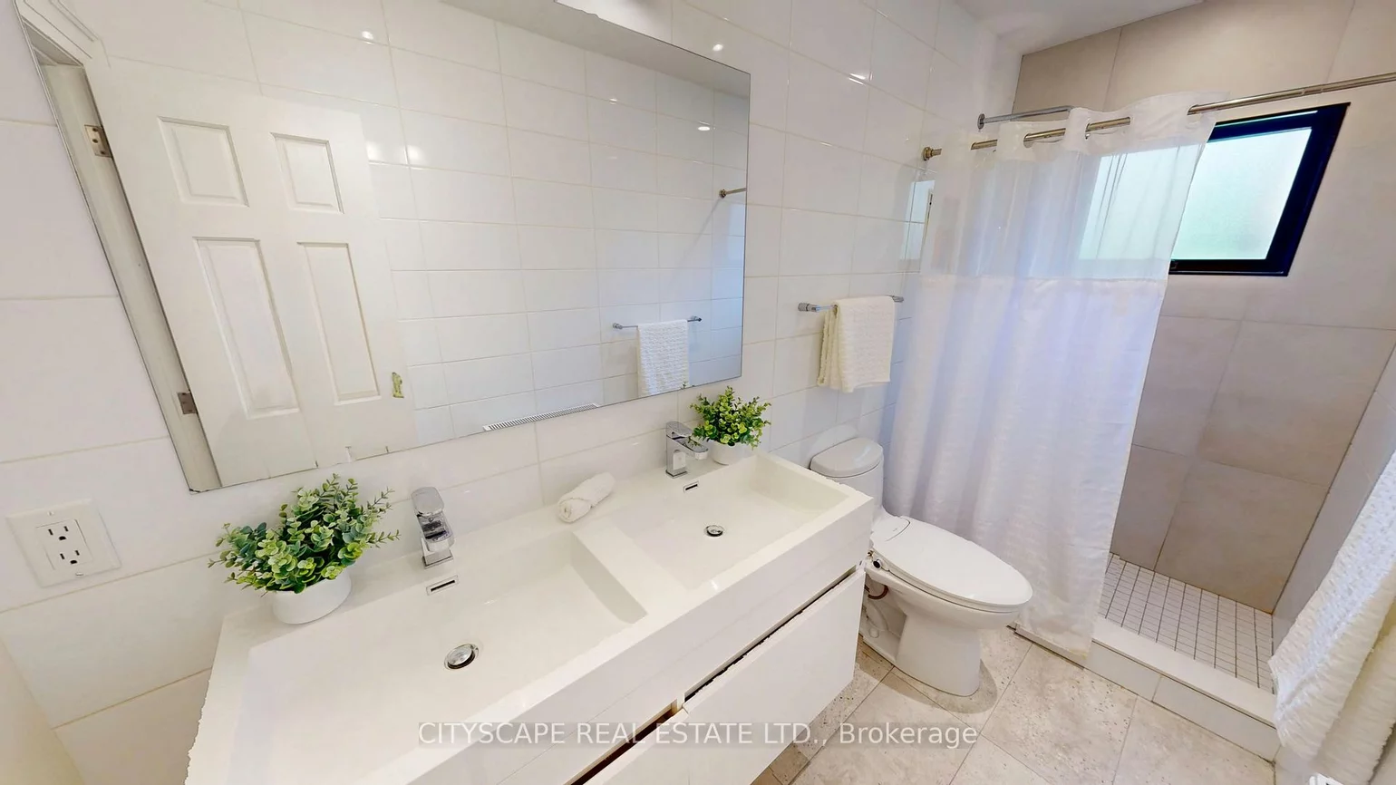 25, Oswald, Mount Pleasant West, Toronto