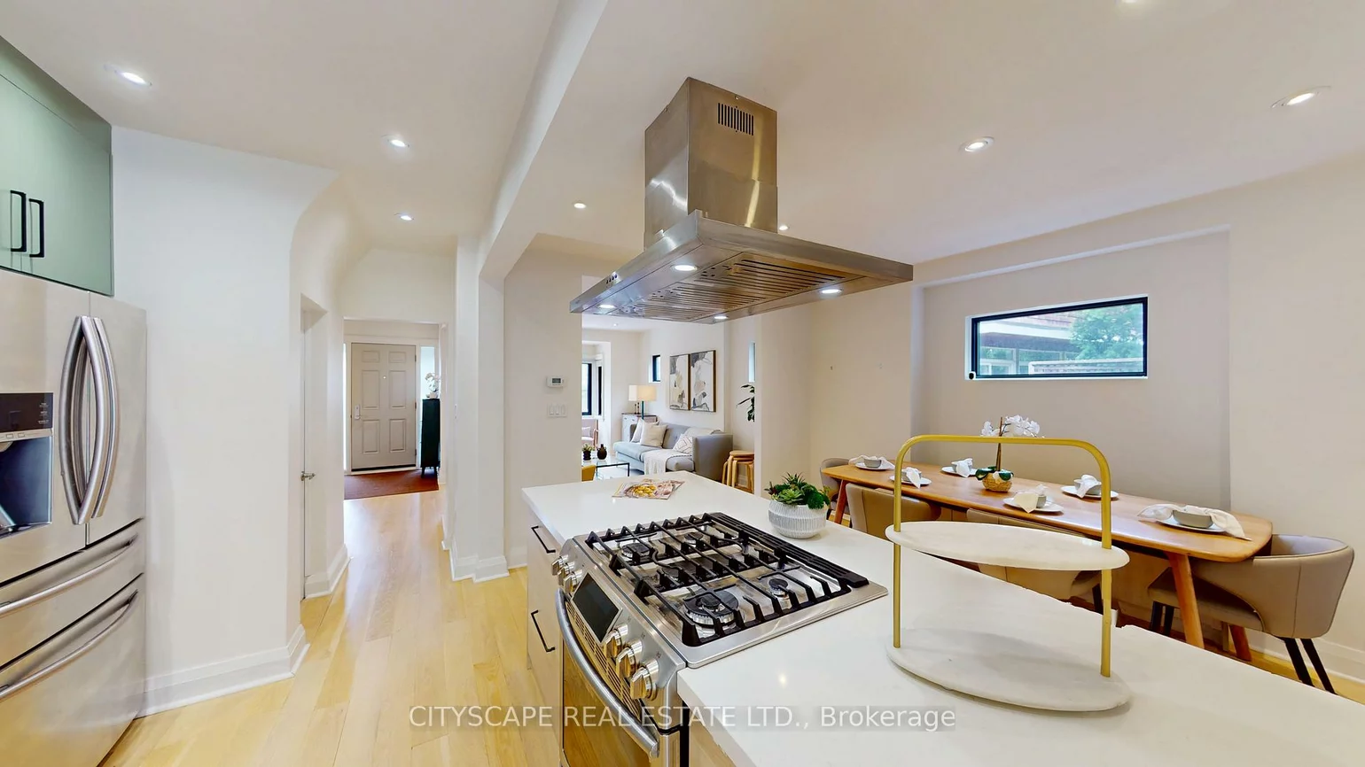 25, Oswald, Mount Pleasant West, Toronto