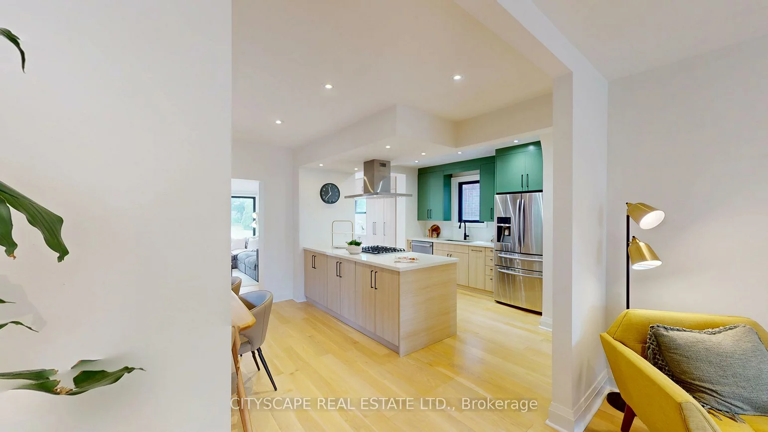 25, Oswald, Mount Pleasant West, Toronto