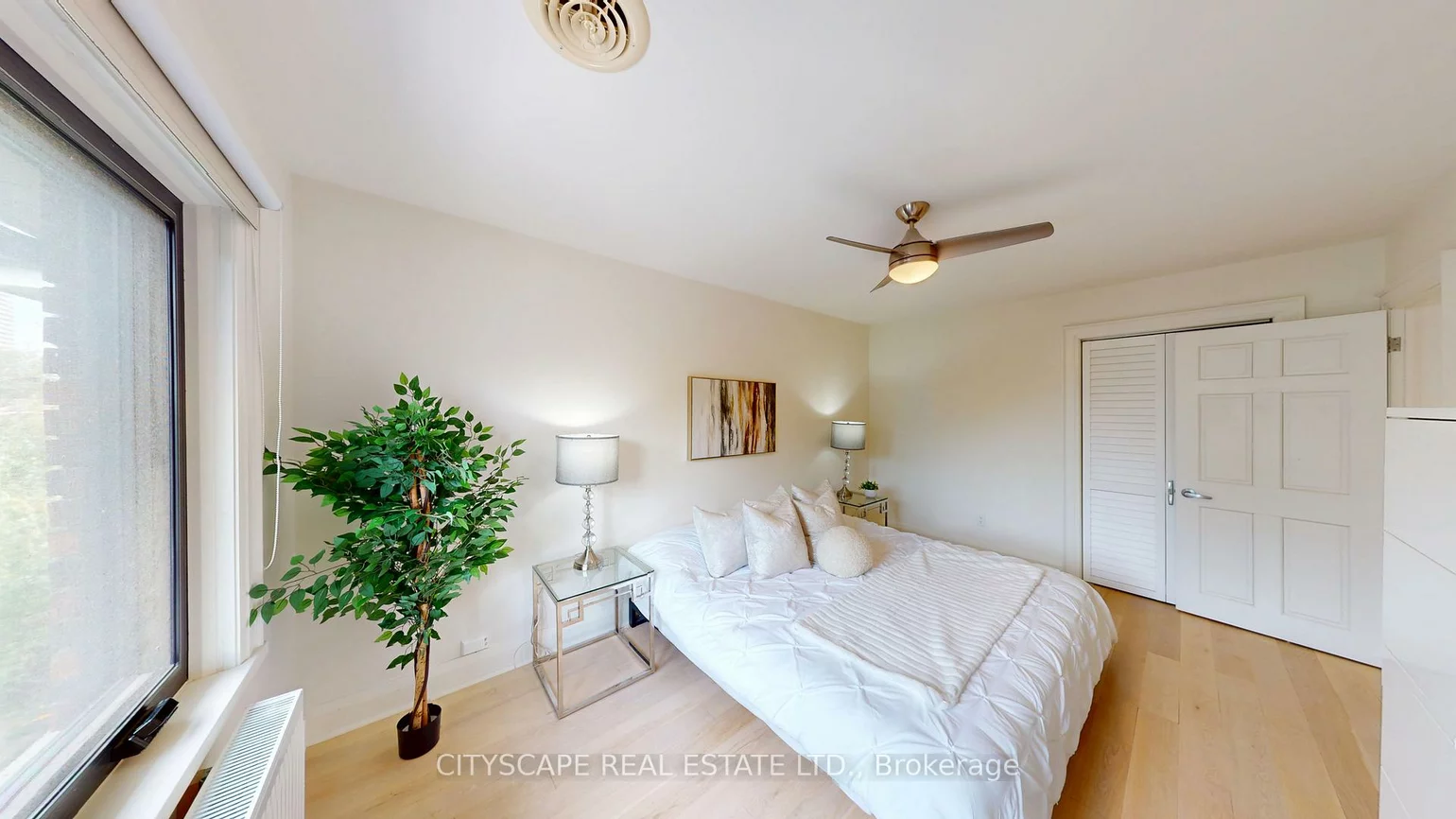 25, Oswald, Mount Pleasant West, Toronto