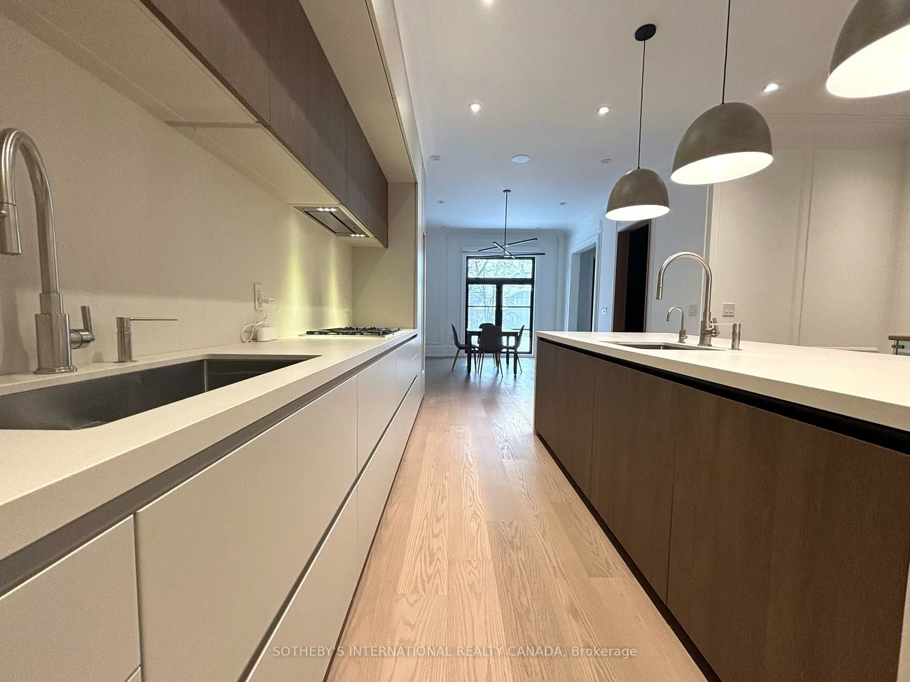 734, Avenue, Forest Hill South, Toronto