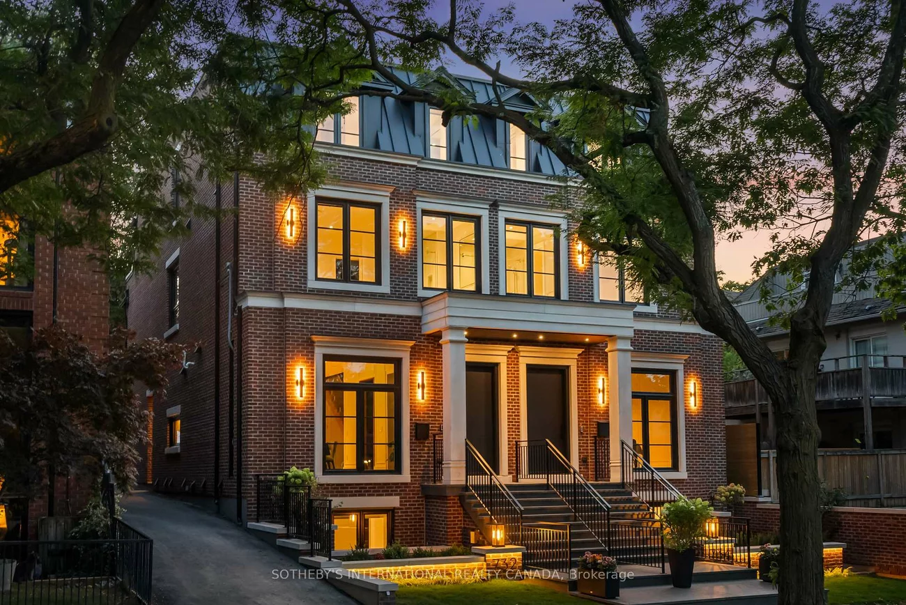 734, Avenue, Forest Hill South, Toronto