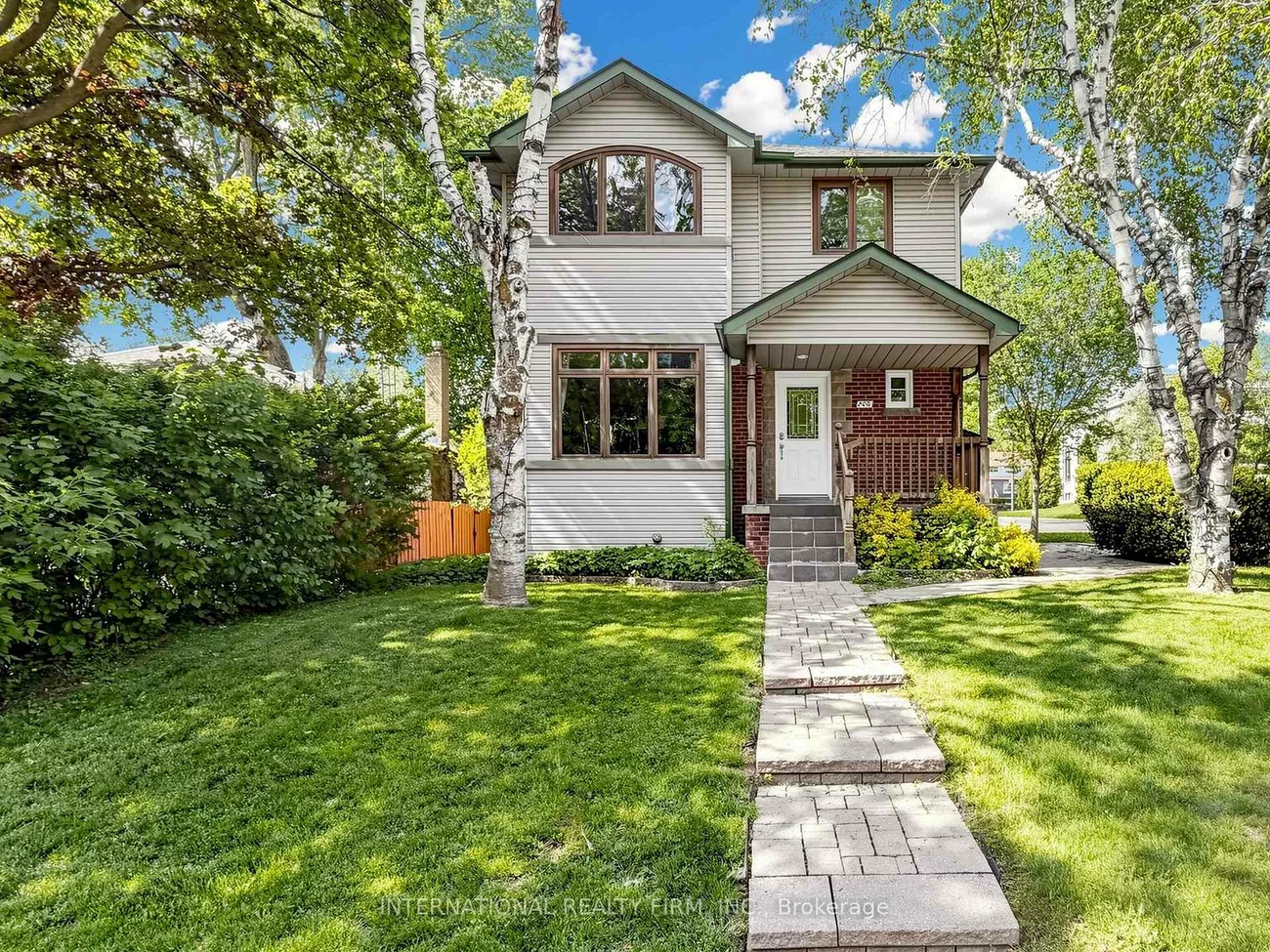 200, Burndale, Lansing-Westgate, Toronto
