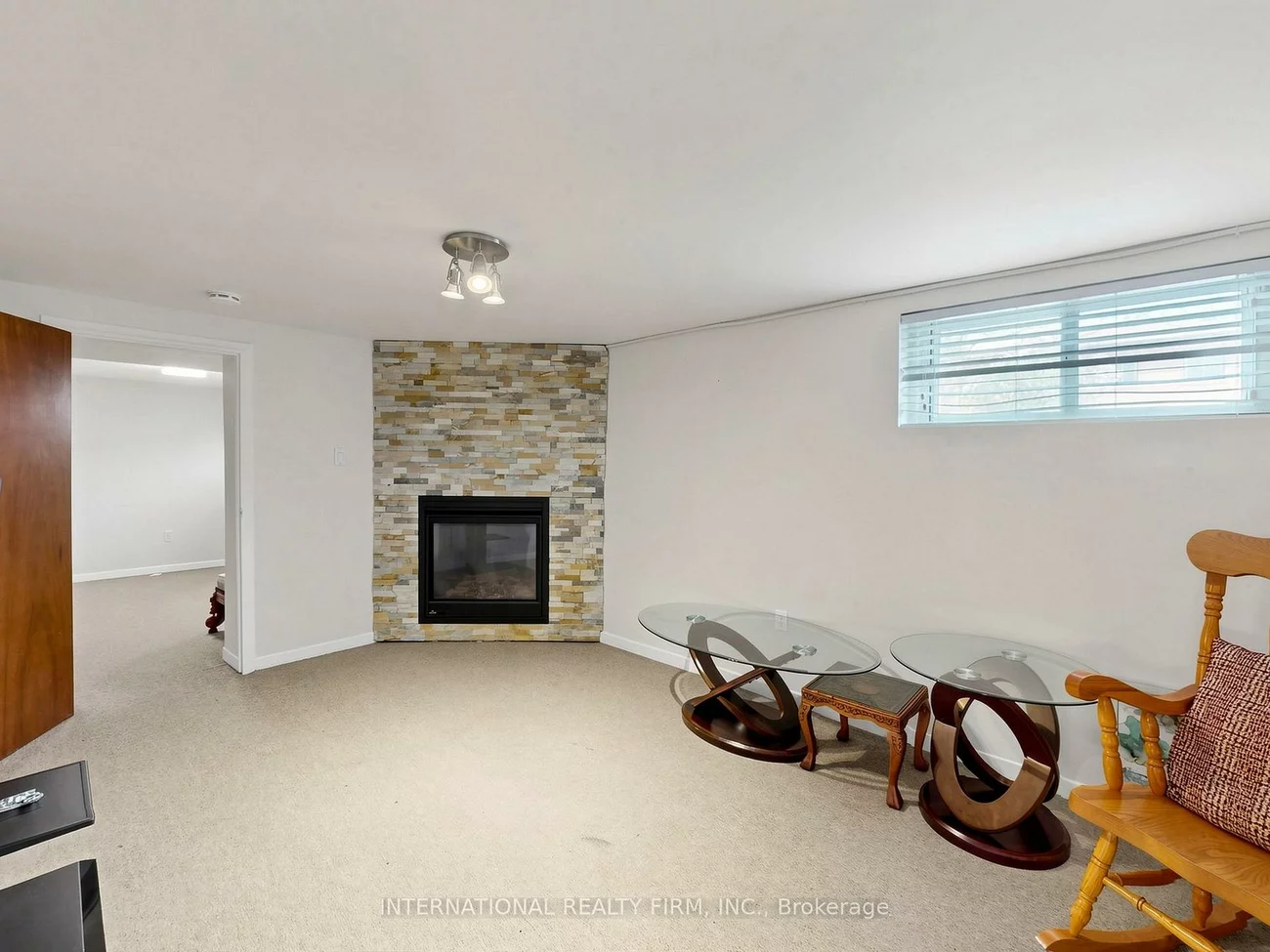 200, Burndale, Lansing-Westgate, Toronto