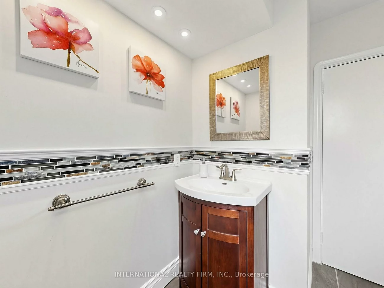 200, Burndale, Lansing-Westgate, Toronto