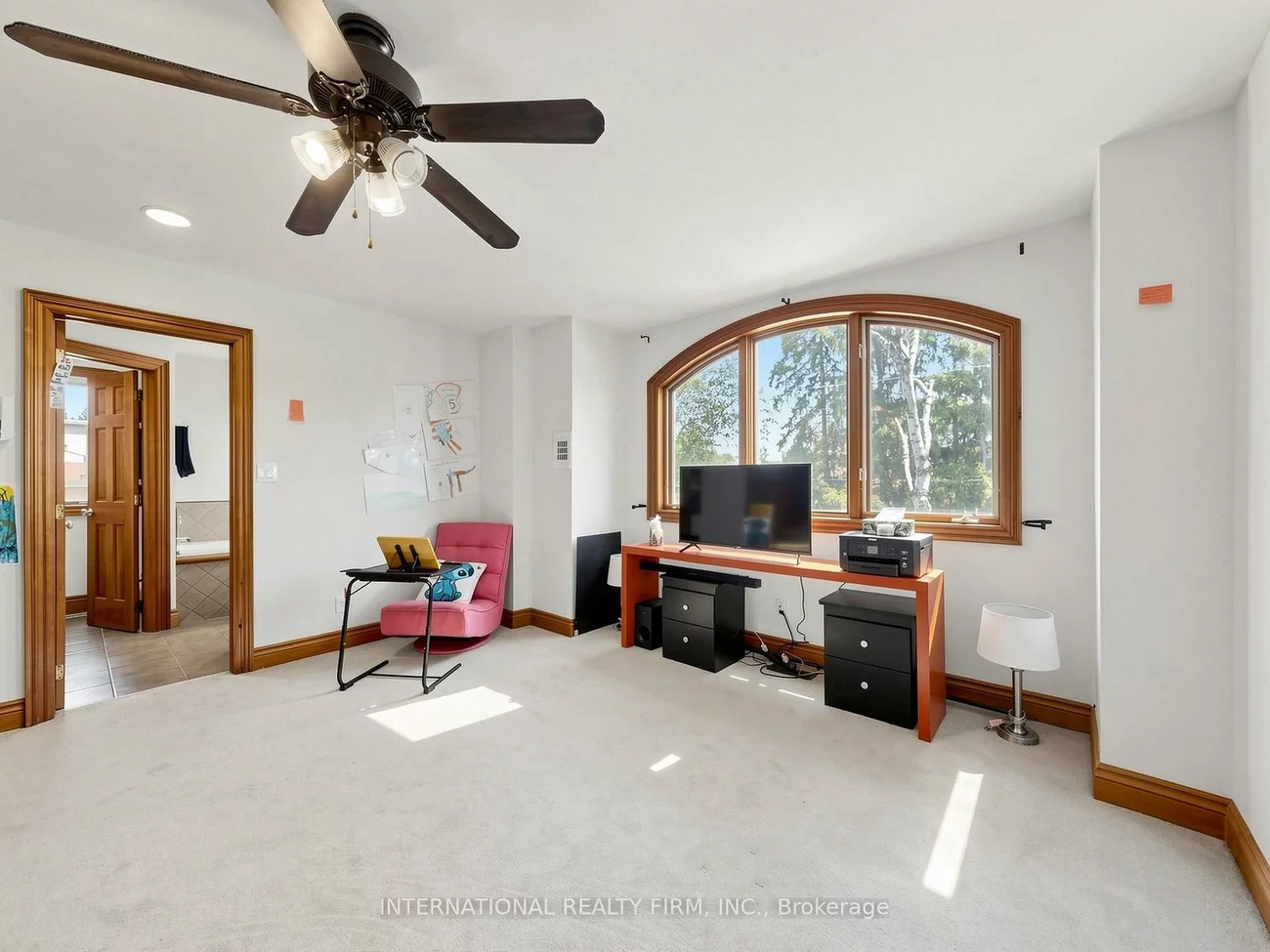 200, Burndale, Lansing-Westgate, Toronto