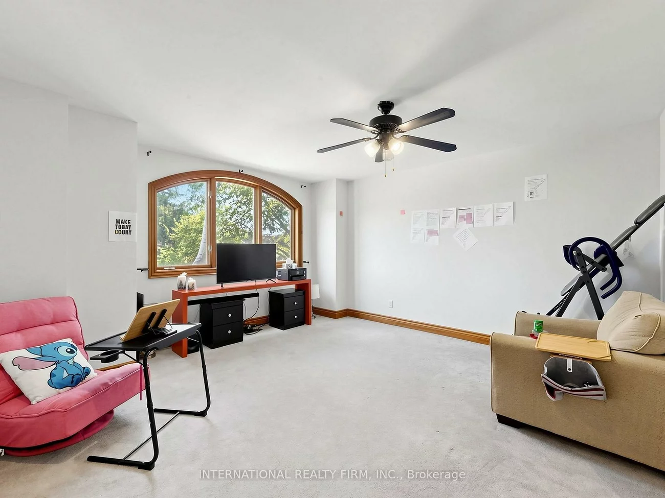 200, Burndale, Lansing-Westgate, Toronto