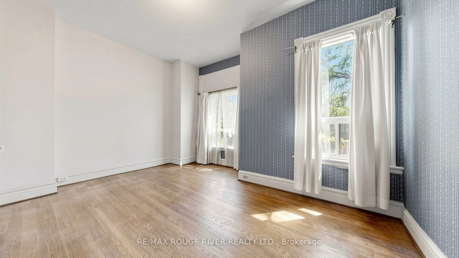 308, Roxton, Palmerston-Little Italy, Toronto
