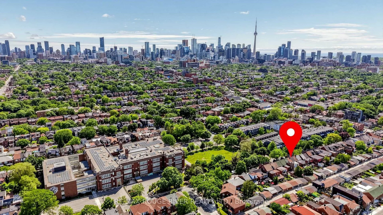 308, Roxton, Palmerston-Little Italy, Toronto