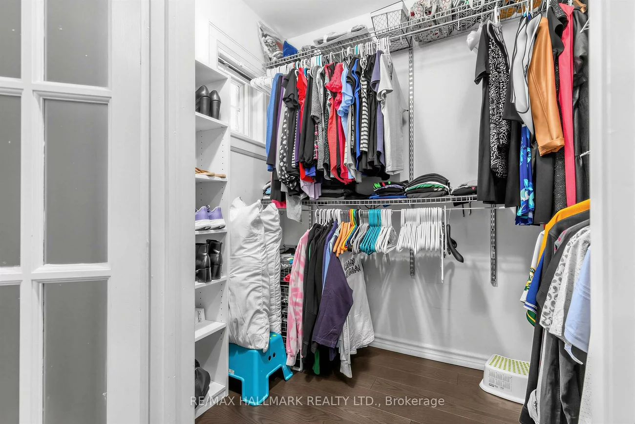 26, Mcnairn, Lawrence Park North, Toronto