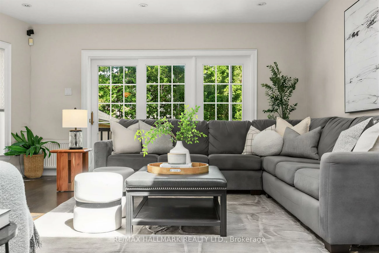 26, Mcnairn, Lawrence Park North, Toronto