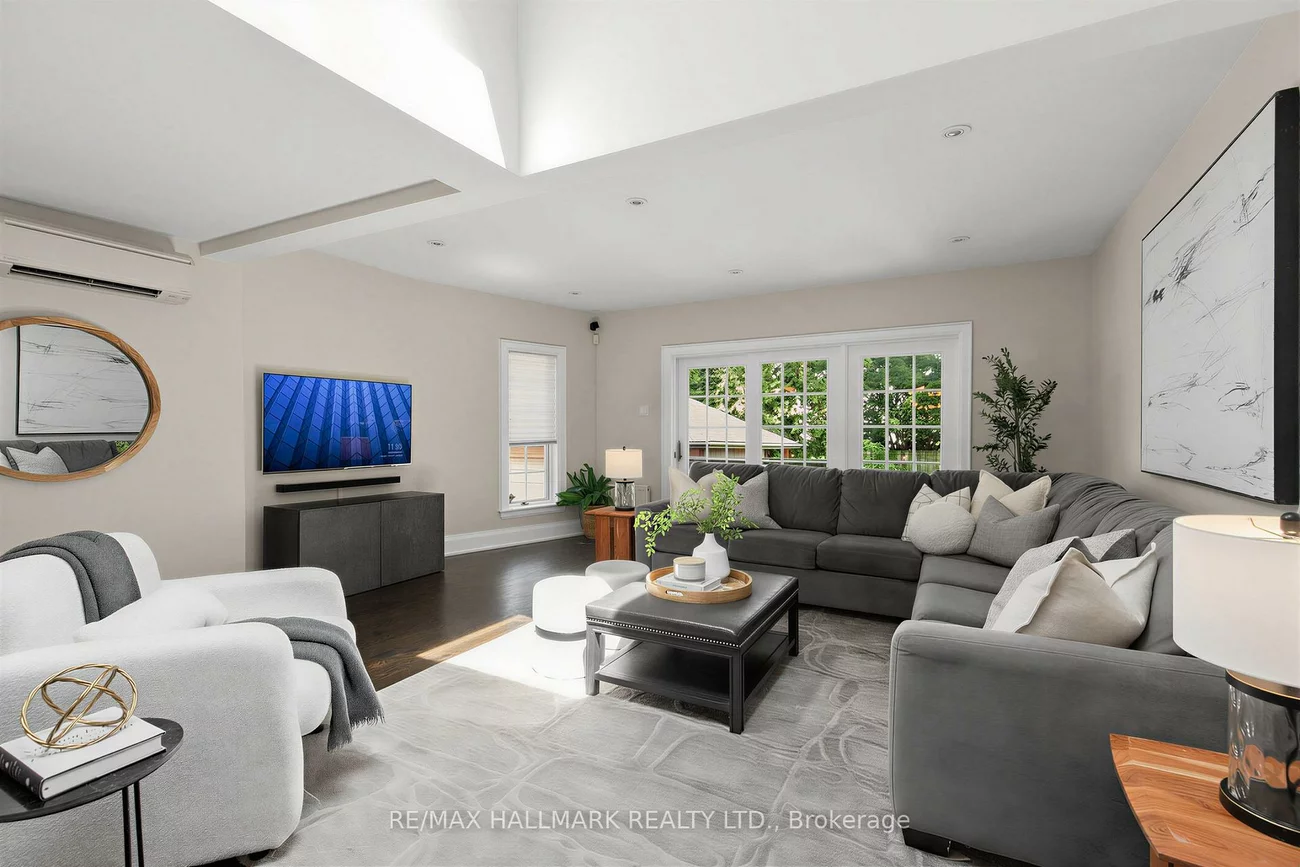 26, Mcnairn, Lawrence Park North, Toronto