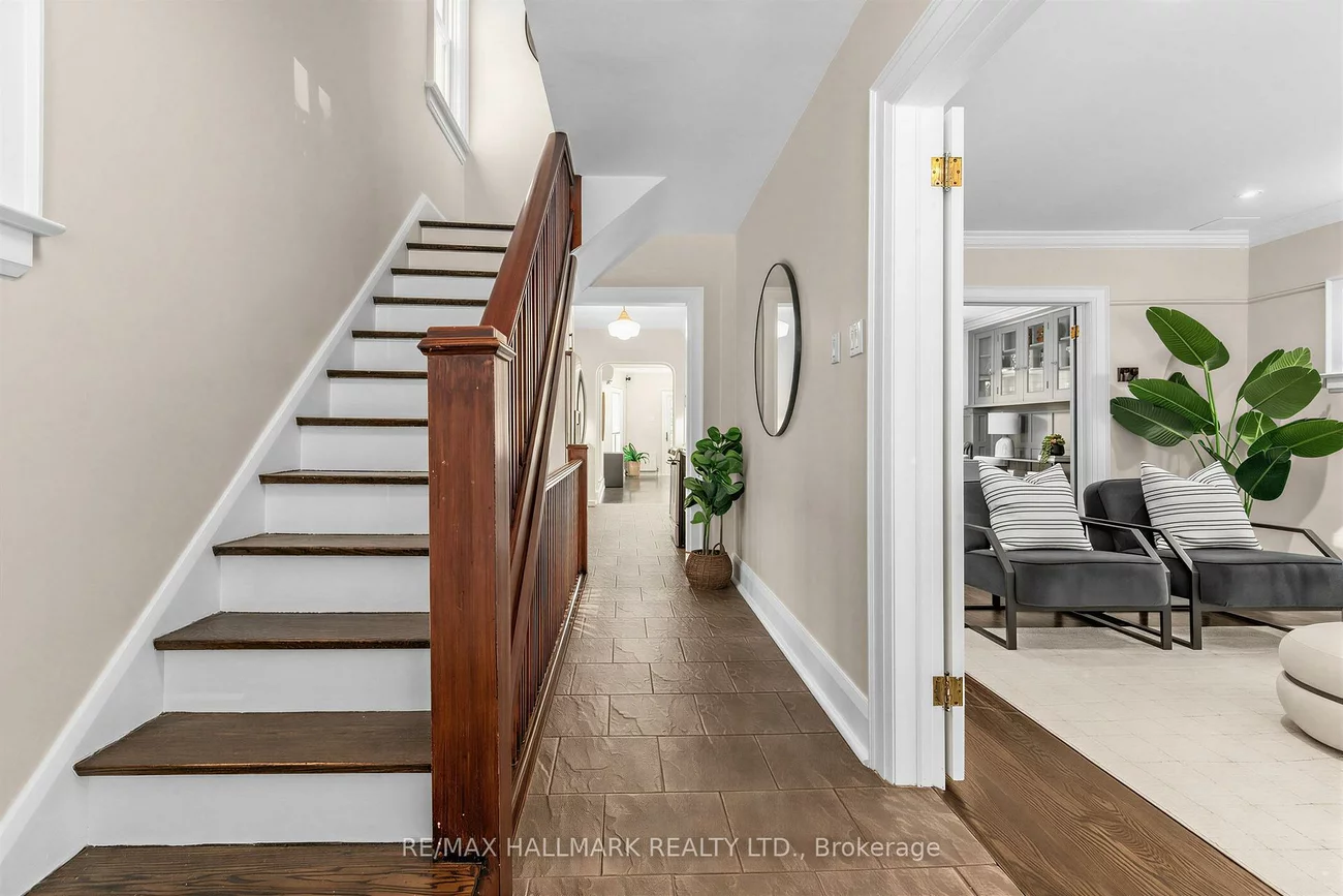 26, Mcnairn, Lawrence Park North, Toronto