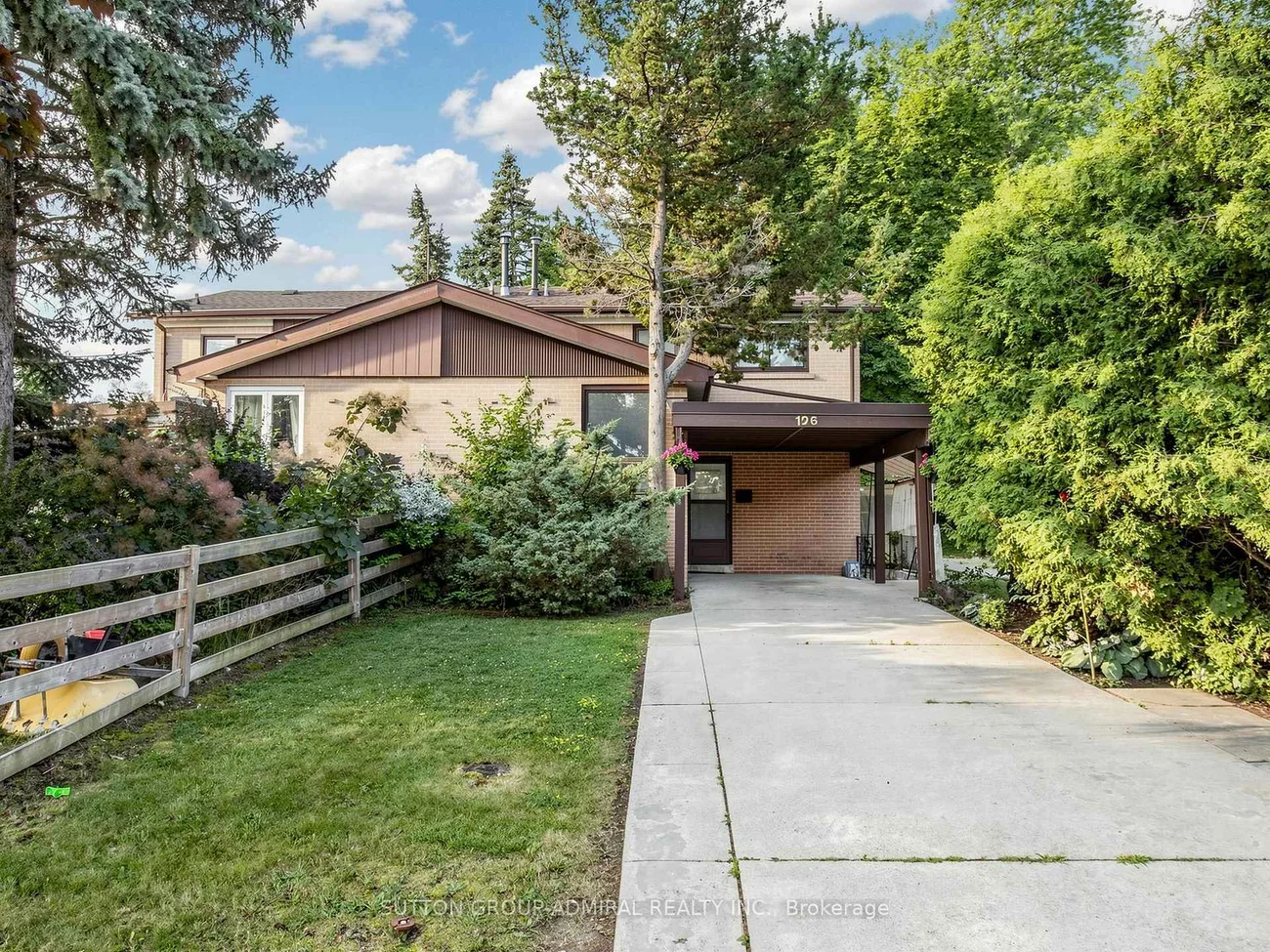 126, Chelmsford, Newtonbrook West, Toronto