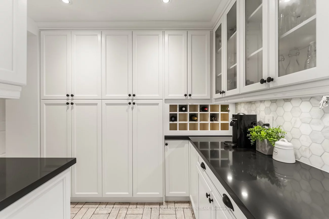 17, Noel, Leaside, Toronto