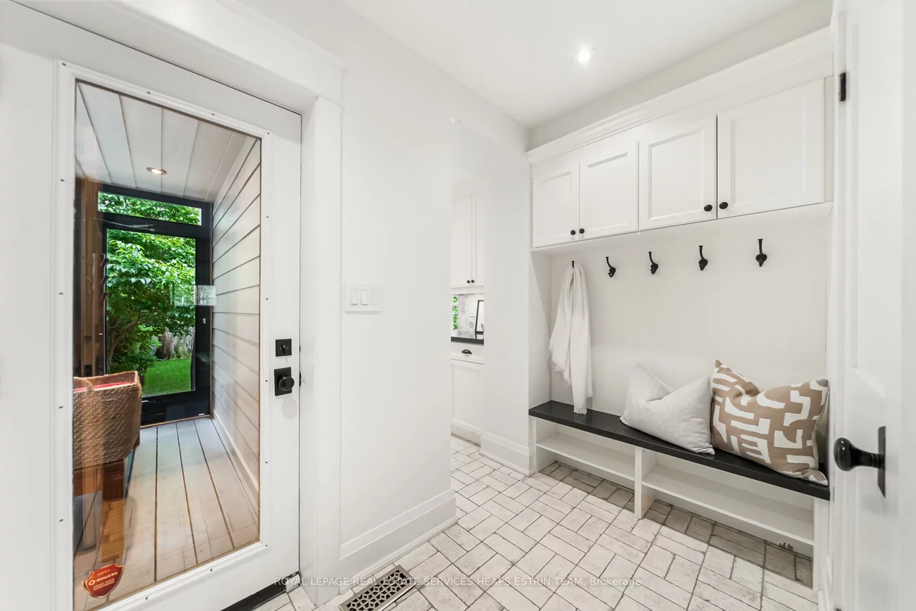 17, Noel, Leaside, Toronto