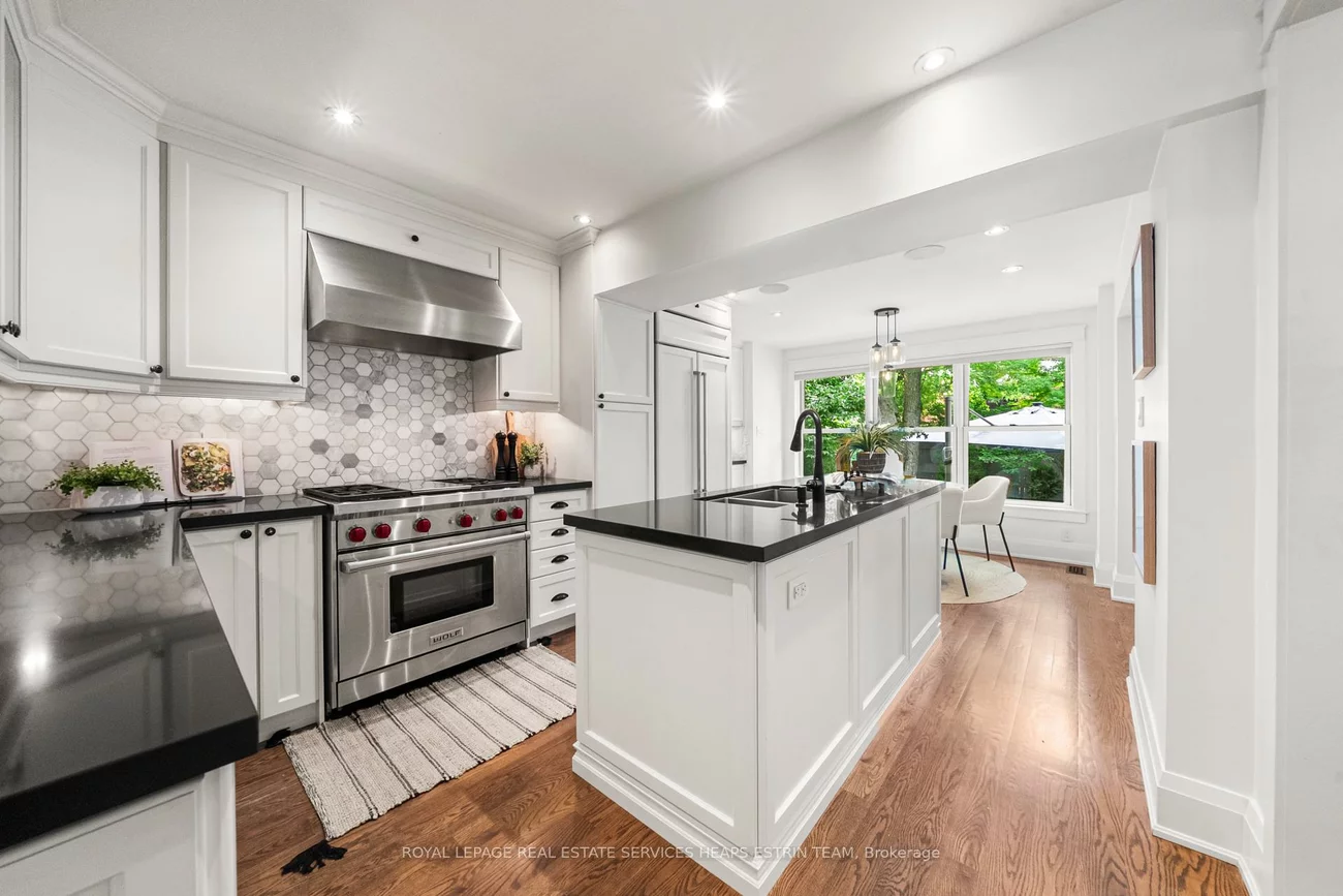 17, Noel, Leaside, Toronto