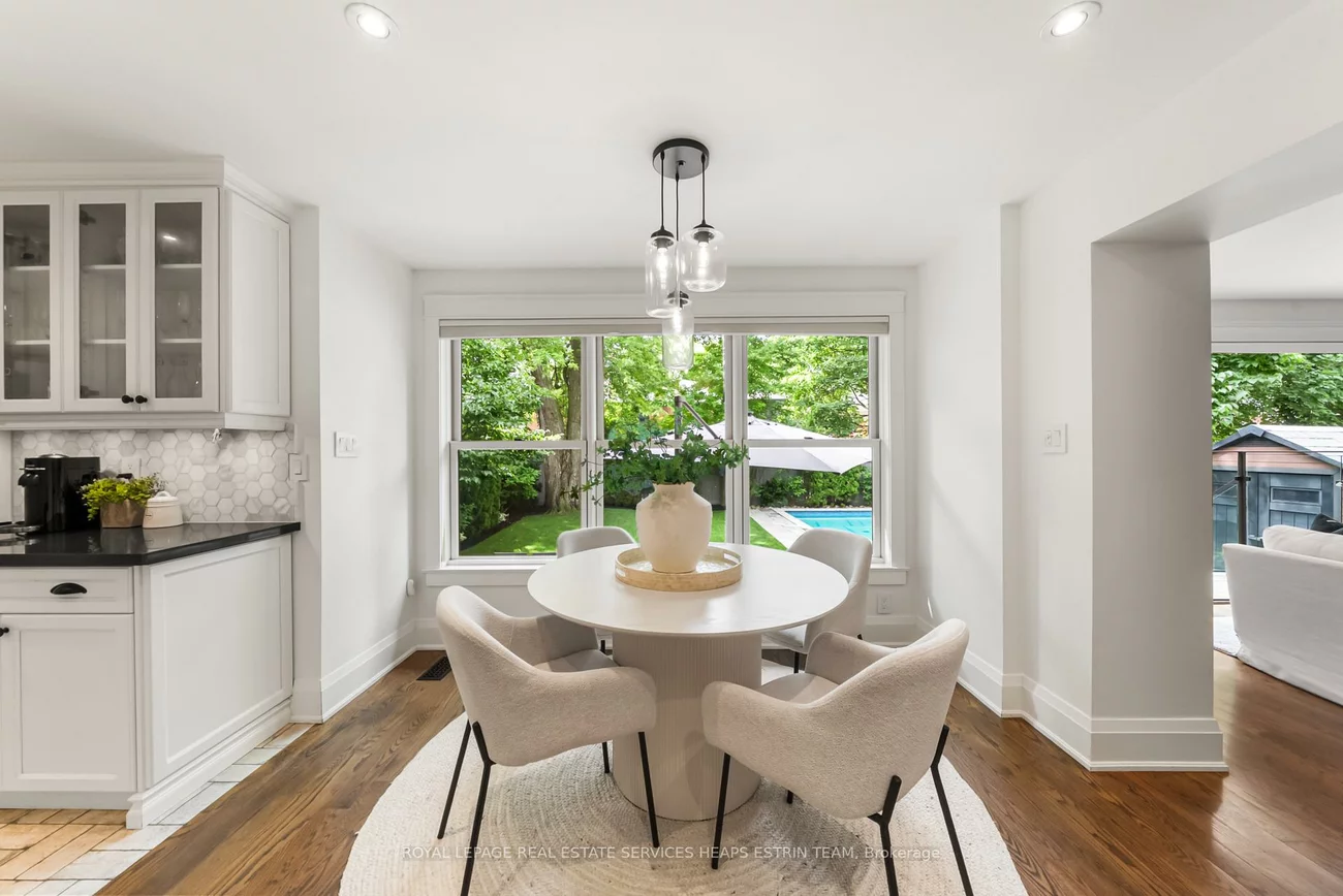 17, Noel, Leaside, Toronto
