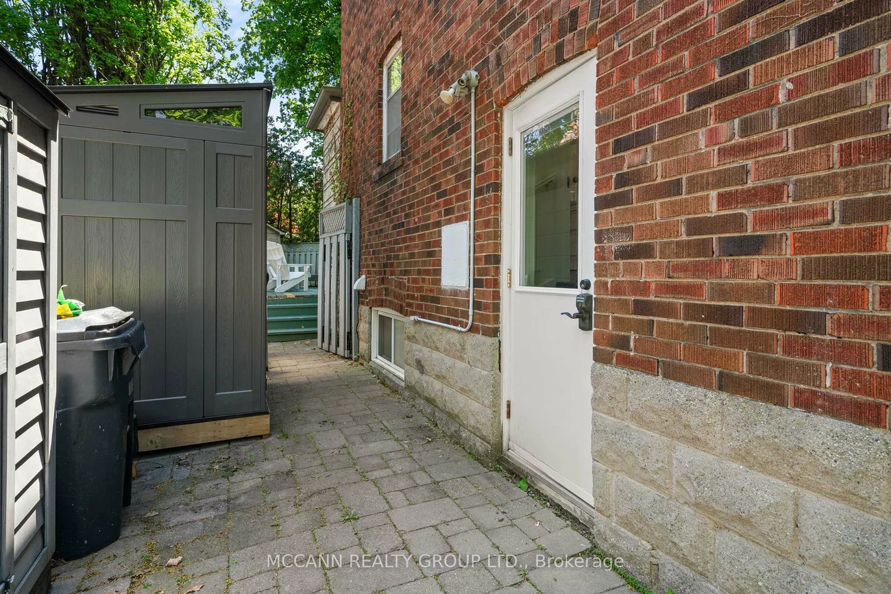 111, Chudleigh, Lawrence Park South, Toronto