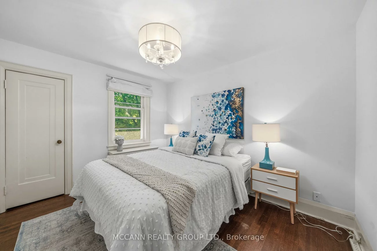 111, Chudleigh, Lawrence Park South, Toronto