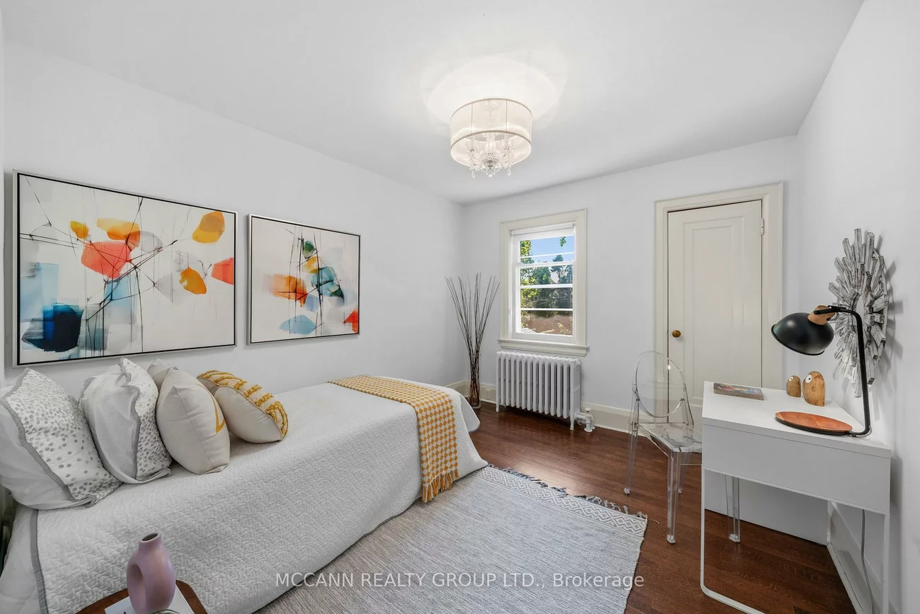 111, Chudleigh, Lawrence Park South, Toronto