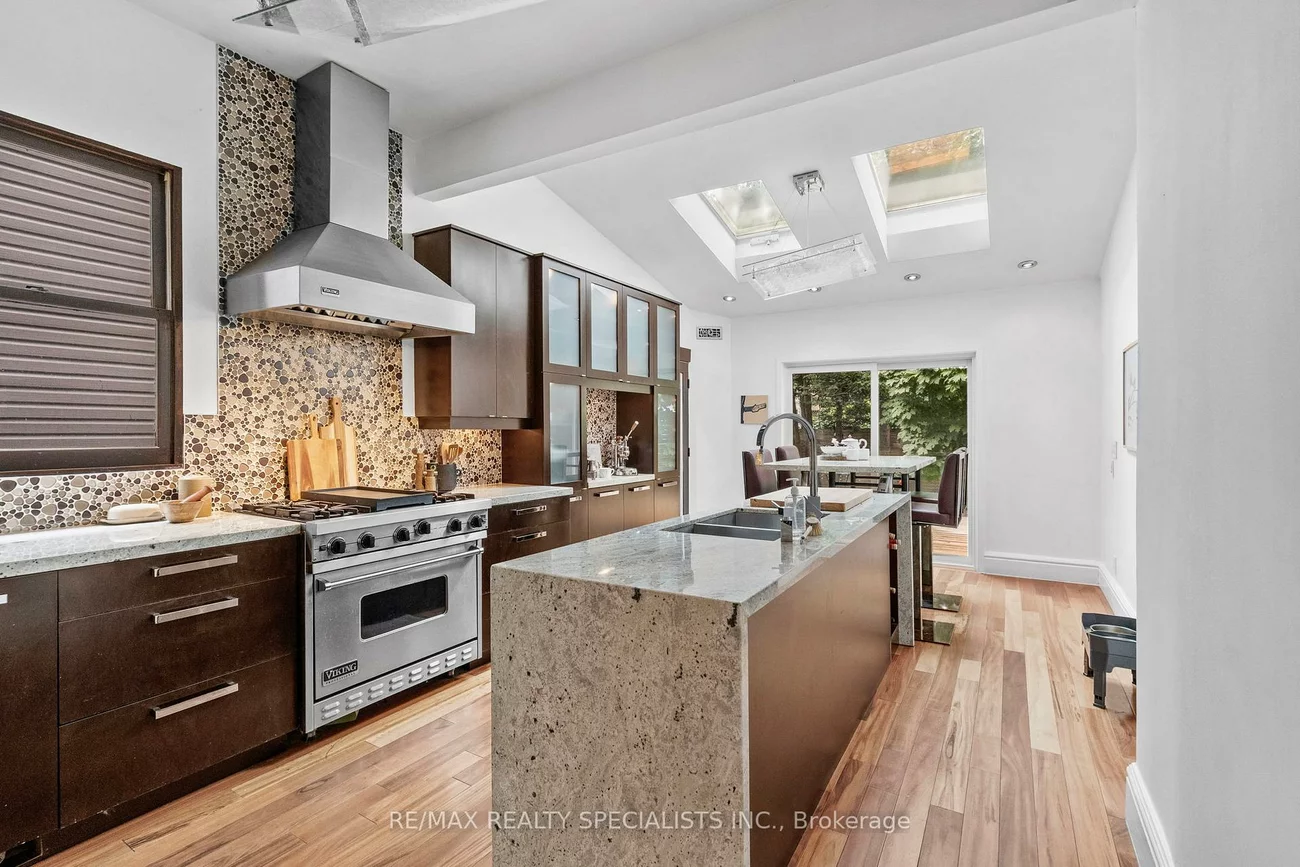 418, Ossington, Trinity-Bellwoods, Toronto