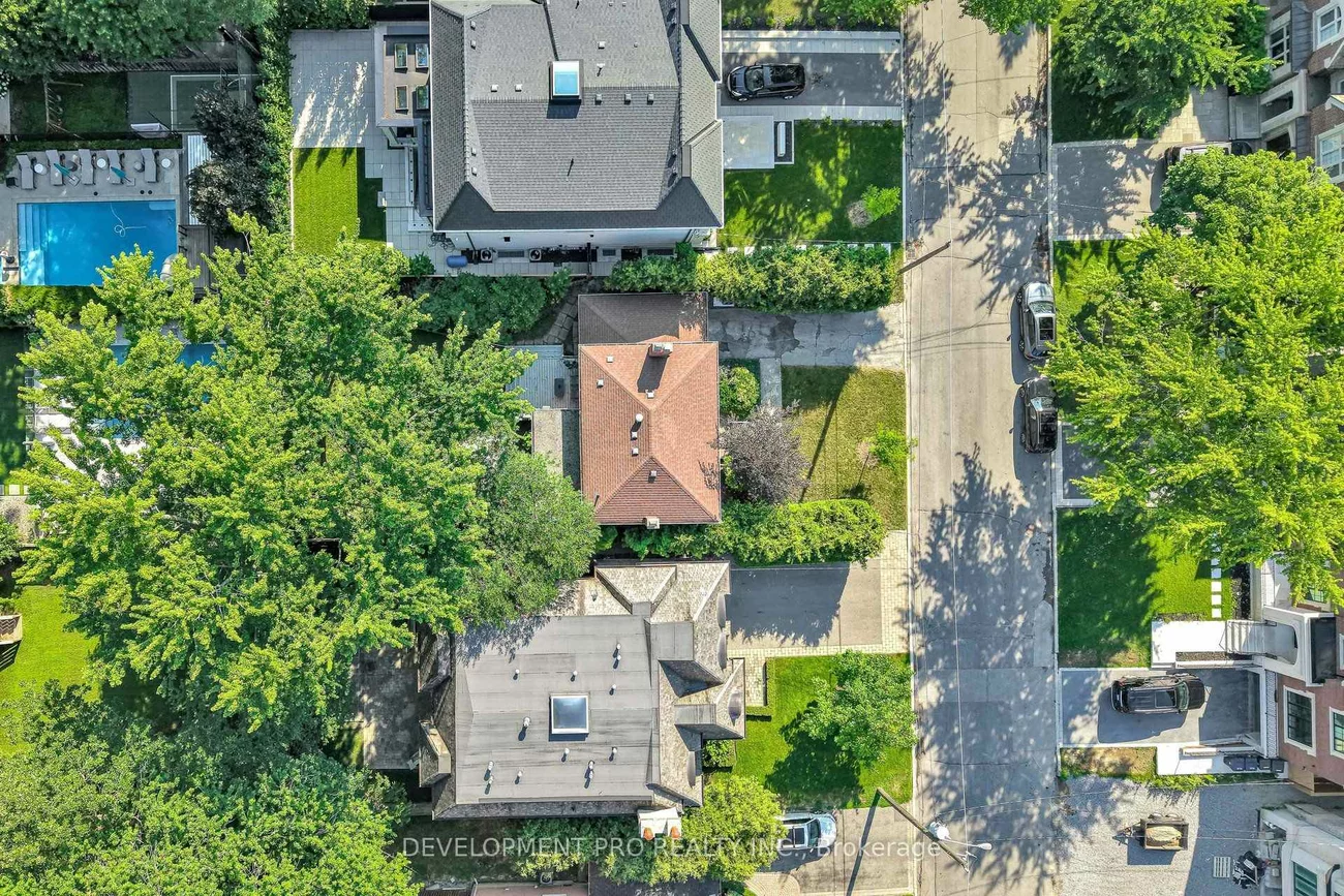 534, Deloraine, Bedford Park-Nortown, Toronto