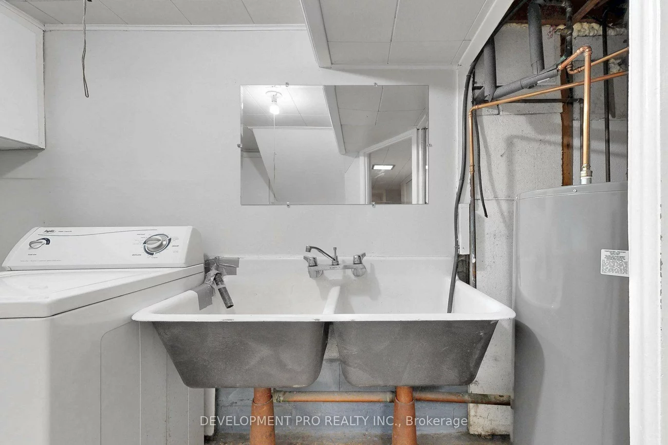 534, Deloraine, Bedford Park-Nortown, Toronto
