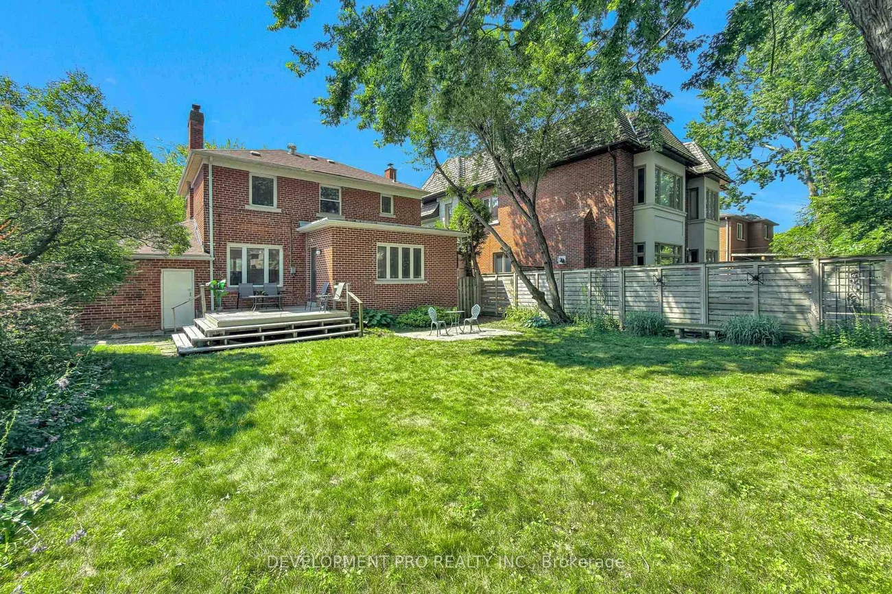 534, Deloraine, Bedford Park-Nortown, Toronto