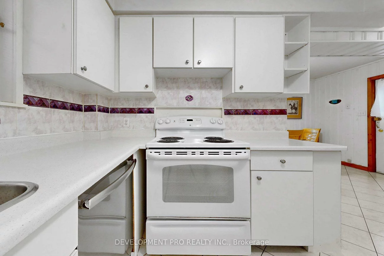 534, Deloraine, Bedford Park-Nortown, Toronto