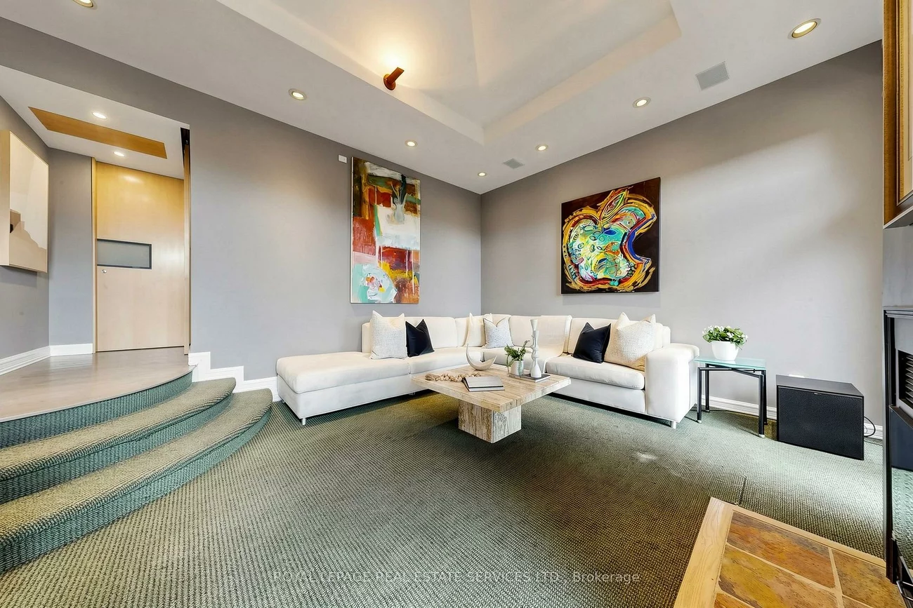 45, HOPPERTON, St. Andrew-Windfields, Toronto