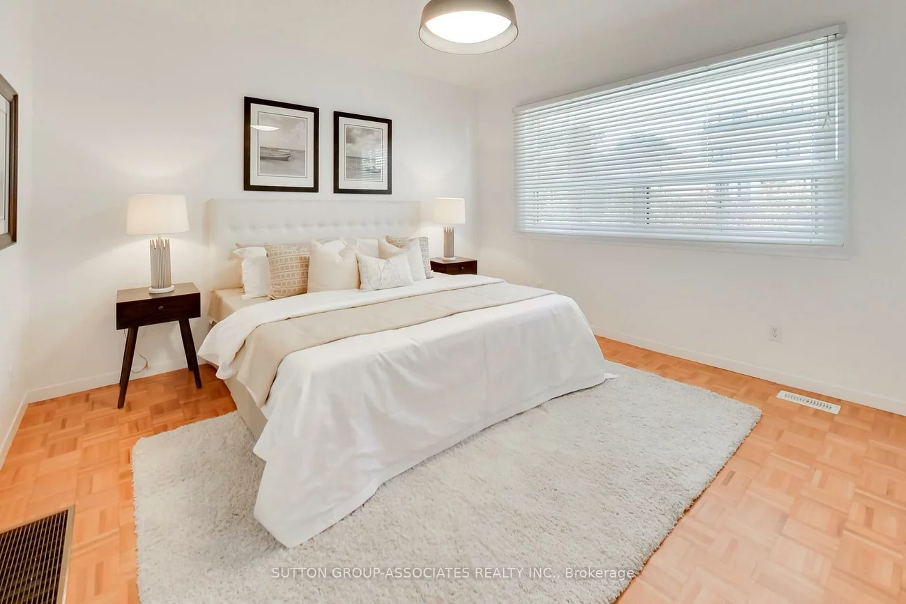 175, Earlsdale, Oakwood Village, Toronto