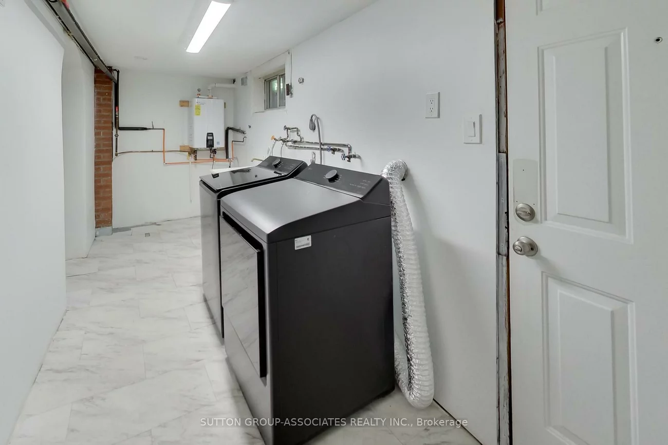175, Earlsdale, Oakwood Village, Toronto