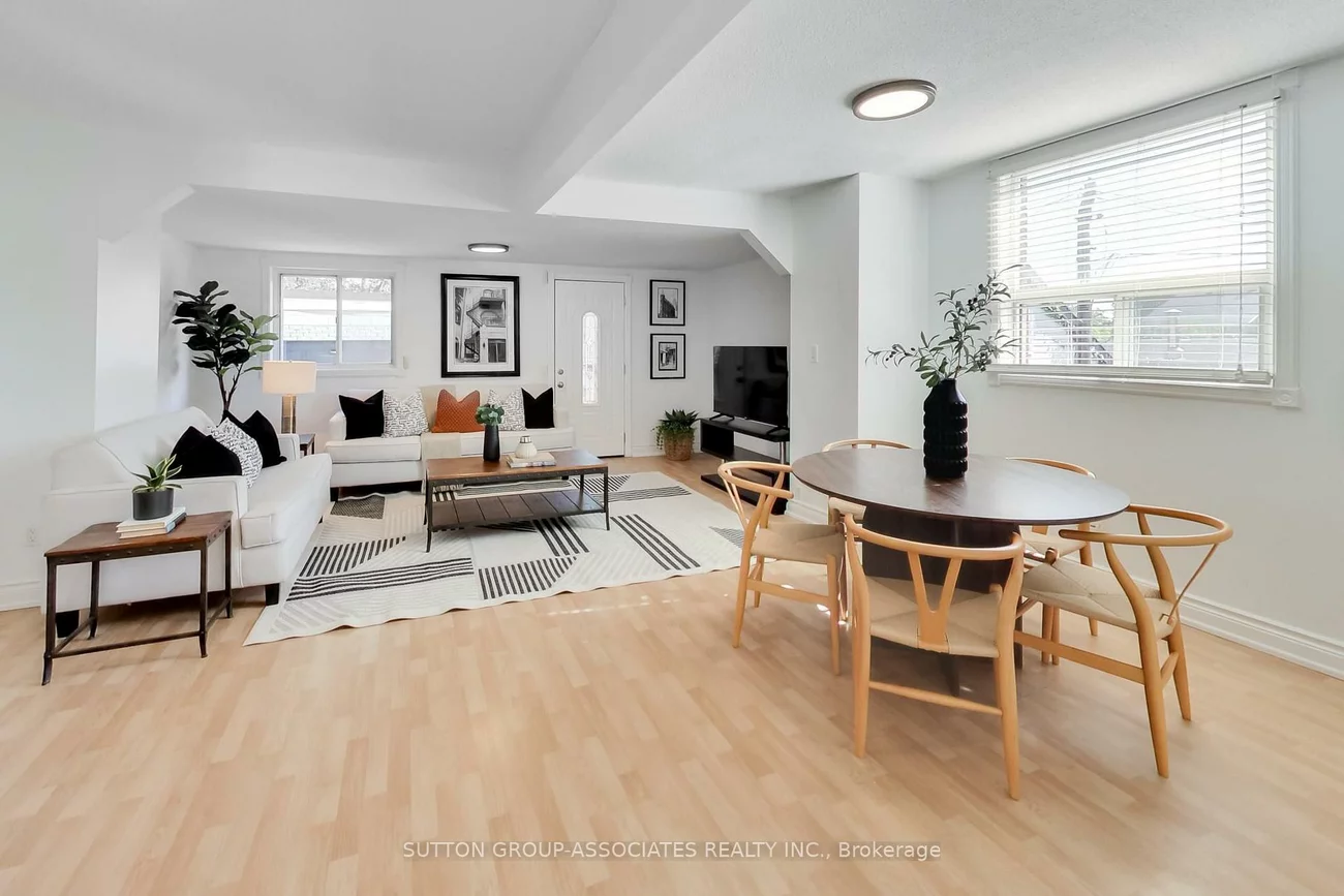 175, Earlsdale, Oakwood Village, Toronto