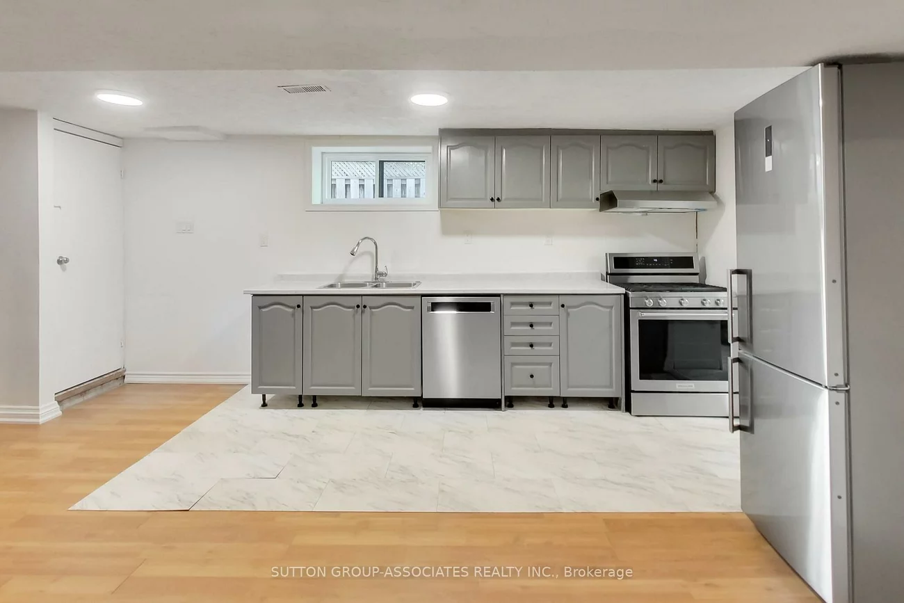 175, Earlsdale, Oakwood Village, Toronto