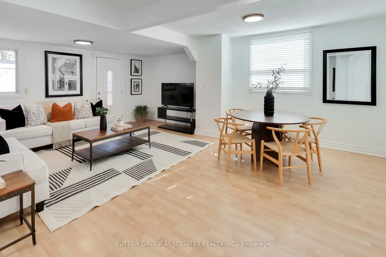 175, Earlsdale, Oakwood Village, Toronto