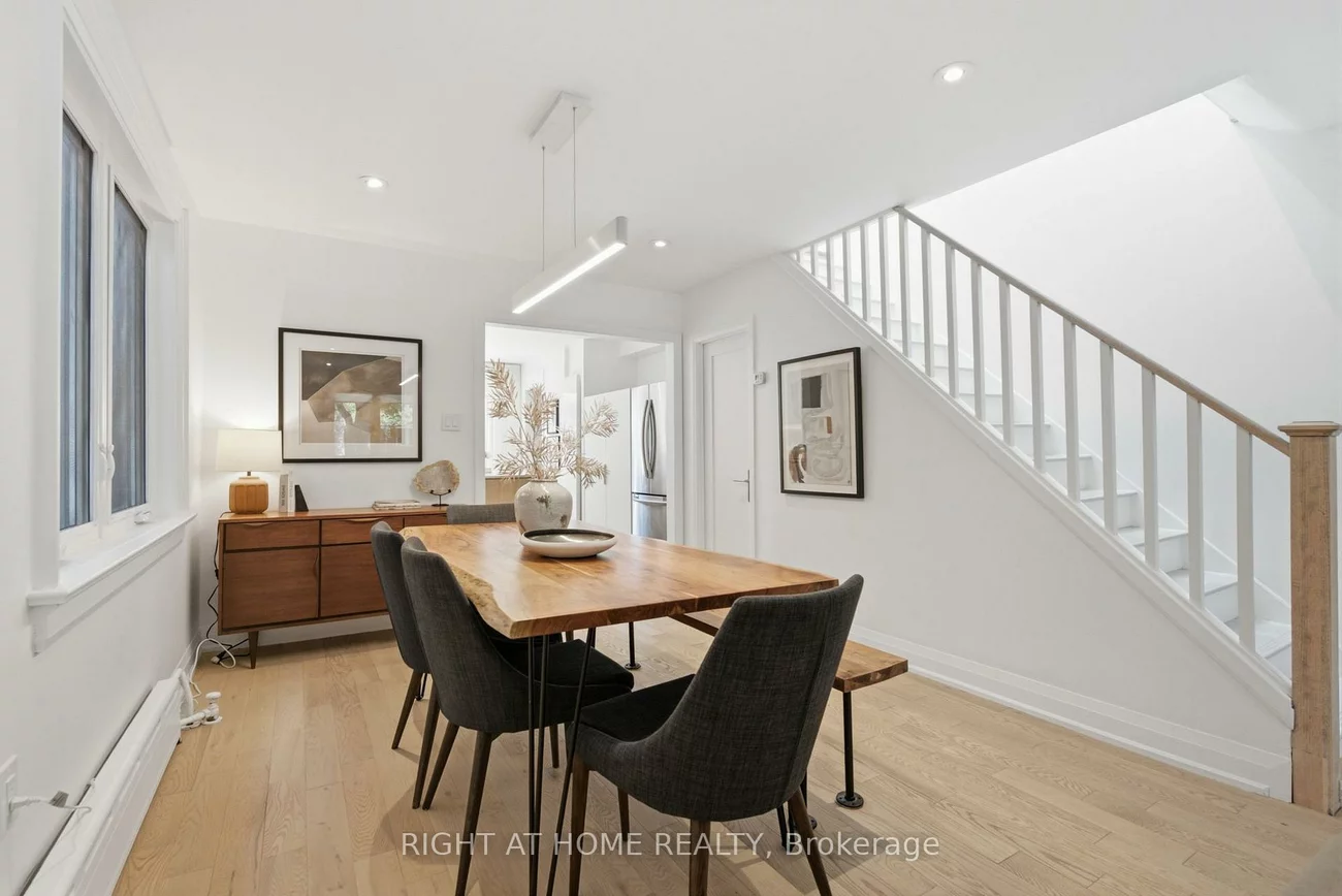 7, Hector, Wychwood, Toronto