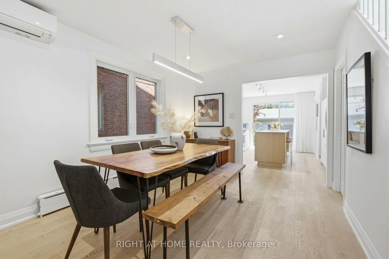 7, Hector, Wychwood, Toronto