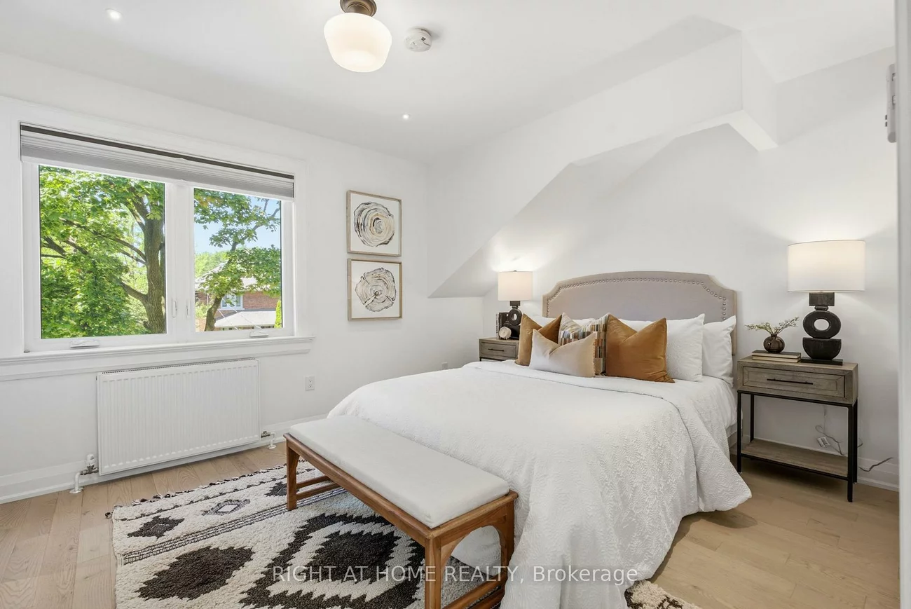 7, Hector, Wychwood, Toronto