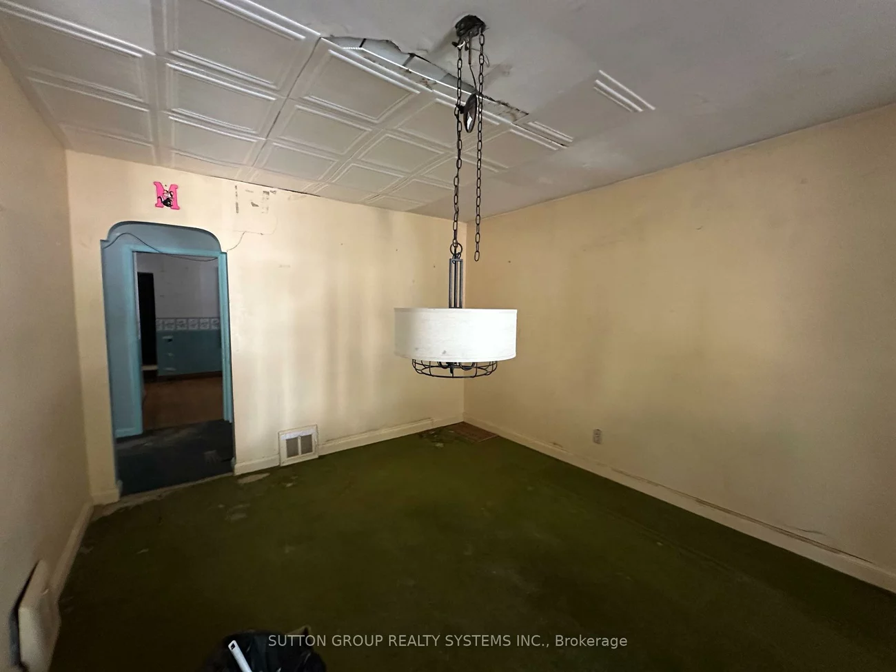 89, Reiner, Clanton Park, Toronto