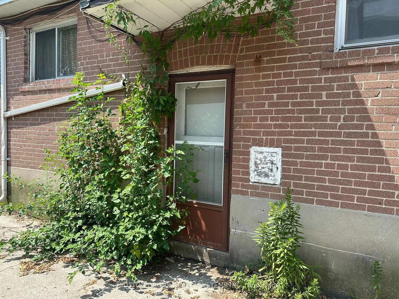 89, Reiner, Clanton Park, Toronto