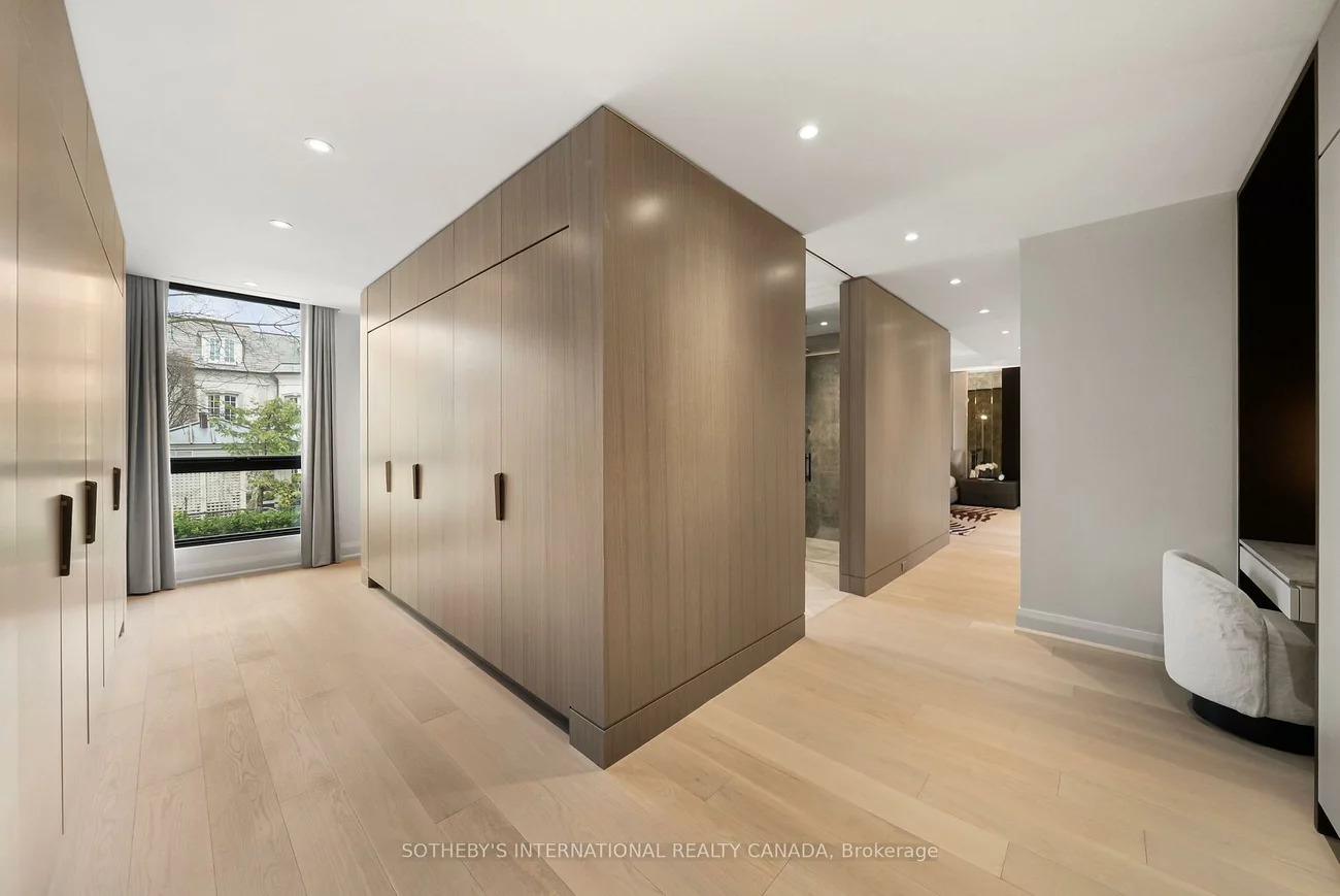 106, Glenayr, Forest Hill South, Toronto