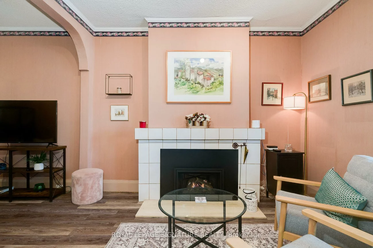 1089, Mt Pleasant, Mount Pleasant East, Toronto