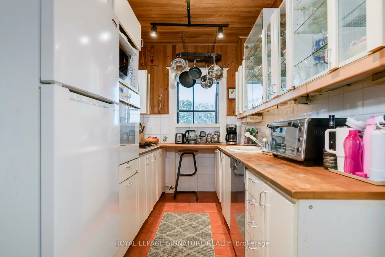 1089, Mt Pleasant, Mount Pleasant East, Toronto