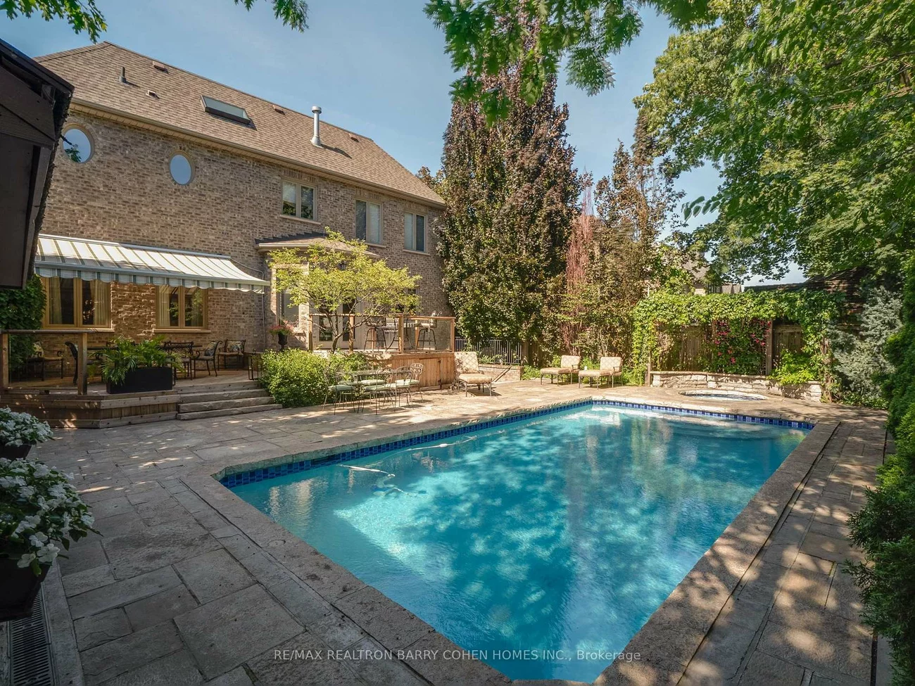 57, Yorkminster, St. Andrew-Windfields, Toronto